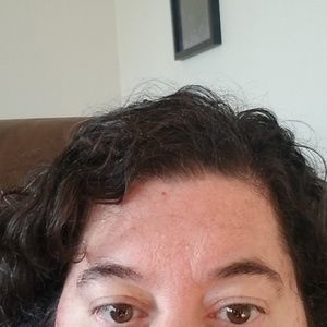 Meet your Posher, Kendra